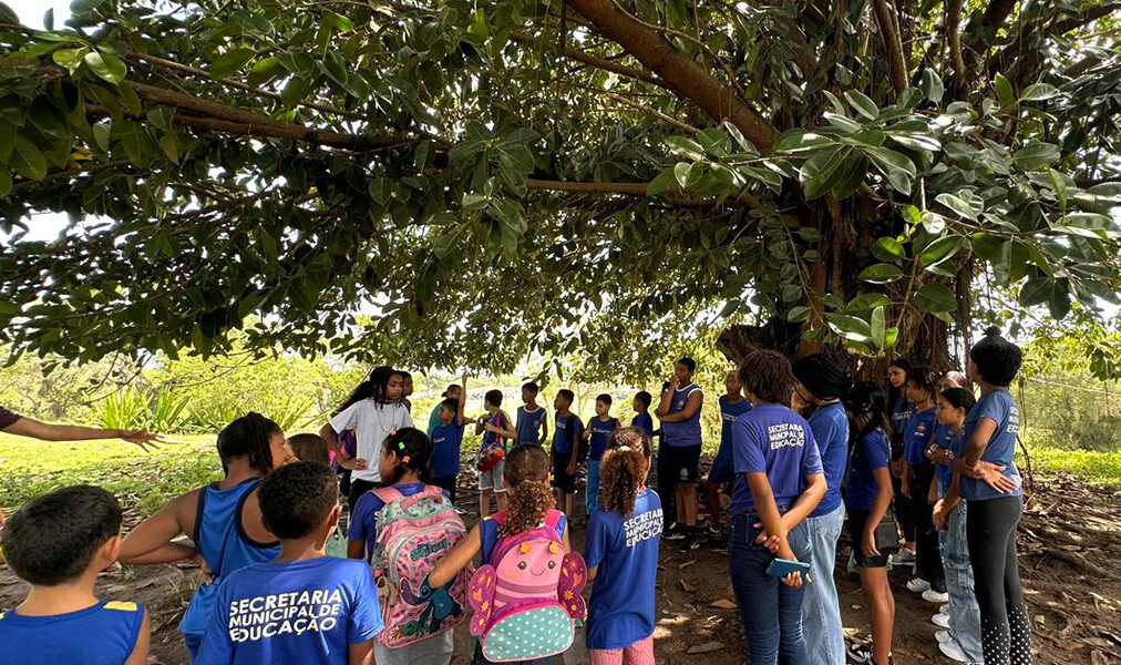 Estudantes exploram a história cabo-friense em visita guiada à Fazenda Campos Novos