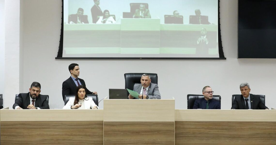 Câmara de Macaé aprova indicação que propõe transformar antiga linha férrea em ciclovia