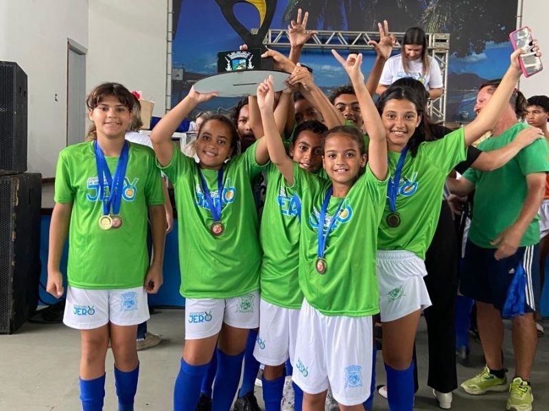 Competição esportiva reúne escolas públicas e privadas de Rio das Ostras