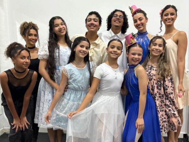 Espetáculos de dança animam fim de semana no Teatro de Rio das Ostras