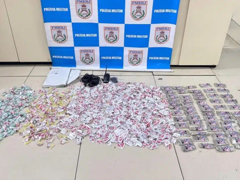 Ação da PM termina com apreensão de grande quantidade de drogas em Maricá