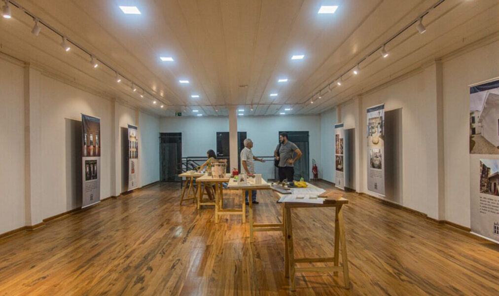 Cabo Frio abre exposição natalina no Palácio das Águias