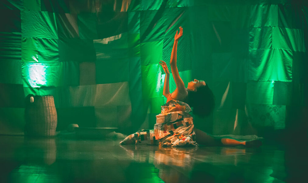 Arraial do Cabo destaca espetáculo contemporâneo no anfiteatro municipal