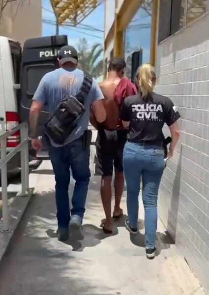 Suspeito é detido com maconha, crack e cocaína durante cerco tático em Macaé