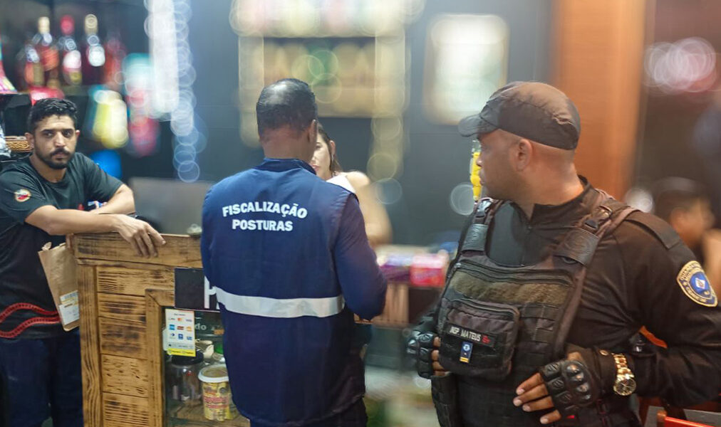 Ação noturna reforça segurança e ordenamento em Cabo Frio