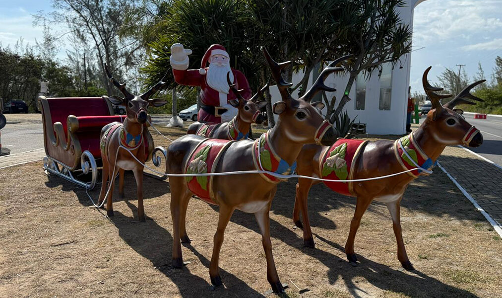 Cidade de Arraial do Cabo divulga ações culturais do brilho de natal 2025