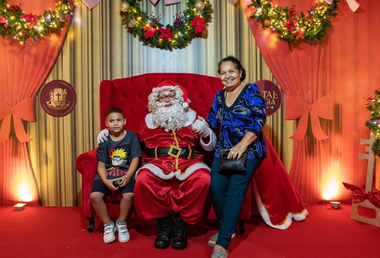 Natal para todos: Macaé amplia programação com Casinha Itinerante do Papai Noel