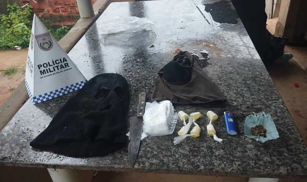 Ponto de drogas é desarticulado pela PM durante operação em Conceição de Macabu