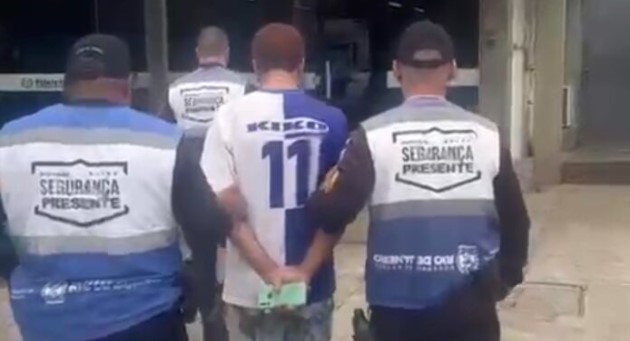 Foragido por tortura e corrupção de menores é preso durante patrulhamento em Campos