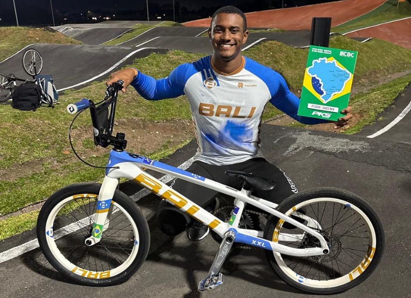 Talento de Macaé conquista títulos nacionais no BMX e leva cidade ao topo do pódio