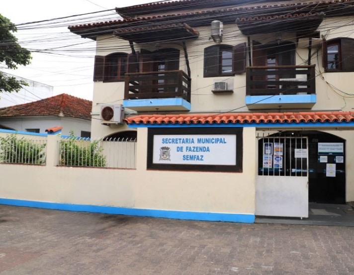 Programa Refis garante descontos e parcelamento para quitar dívidas municipais em Rio das Ostras