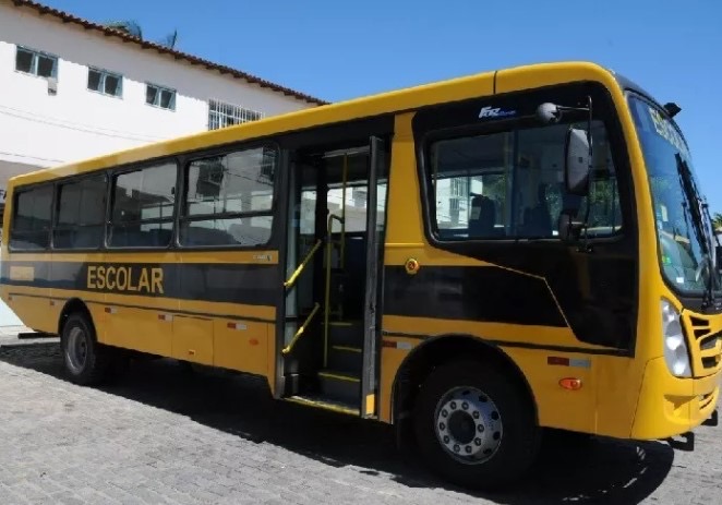 Alunos devem realizar pré-cadastramento do Transporte Escolar em Quissamã