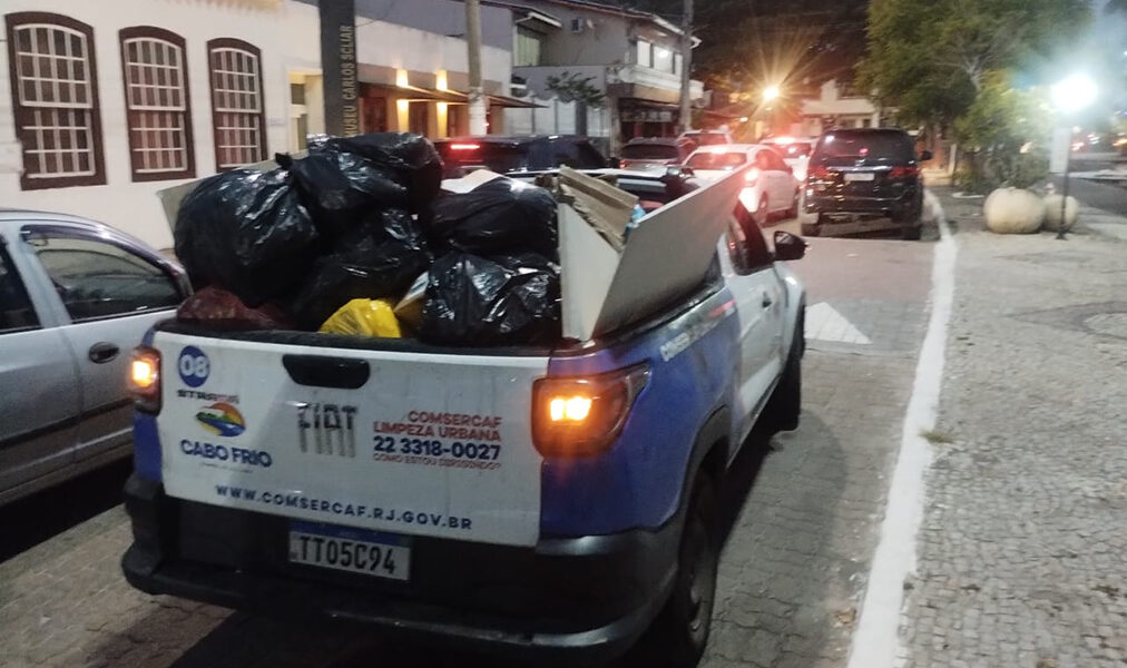 Cabo Frio reforça serviços e enfrenta aumento de lixo no réveillon
