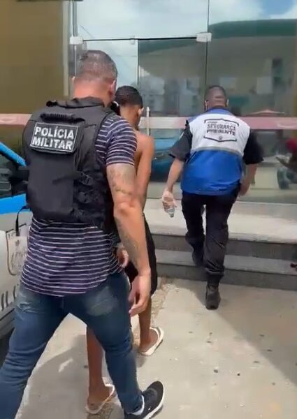 Polícia localiza e apreende menor com mandado judicial em Macaé