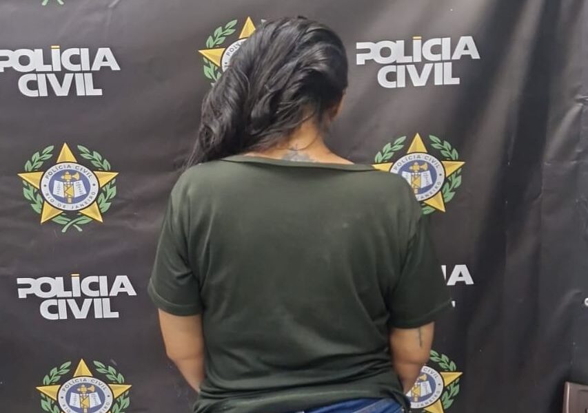 Mulher responsável por transporte de drogas em Macaé é presa pela Polícia Civil