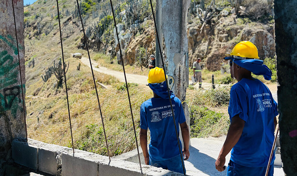 Arraial do Cabo mantém fechamento do acesso à Janela do Paraíso