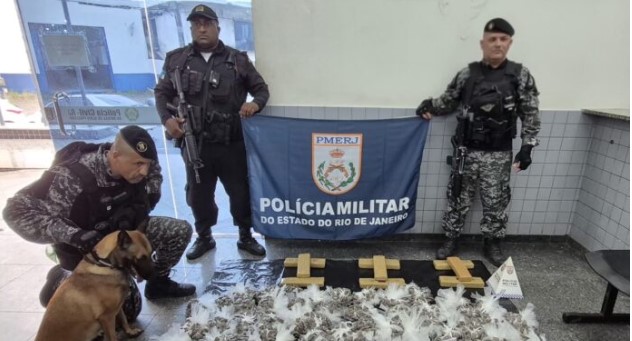 Polícia apreende mais de 3,6 mil trouxinhas de maconha em Campos