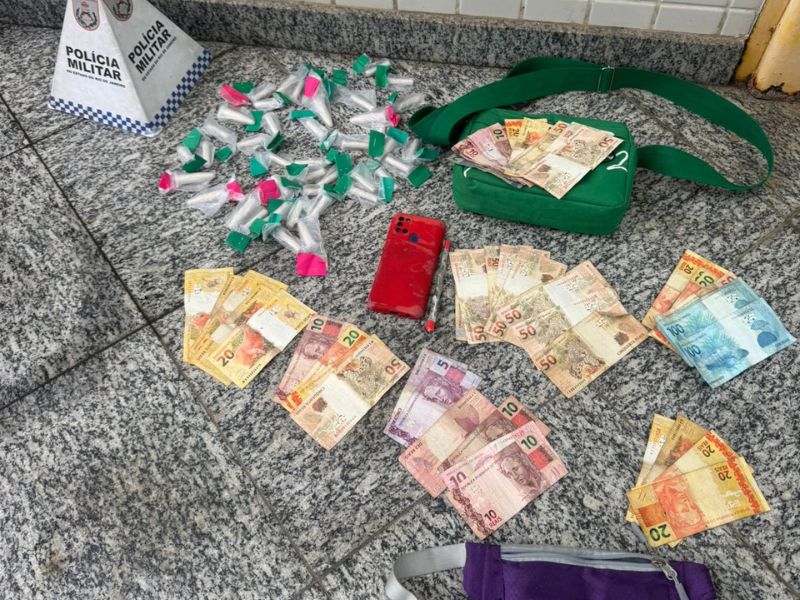 Operação da PM prende mulher por envolvimento com o tráfico em Rio das Ostras