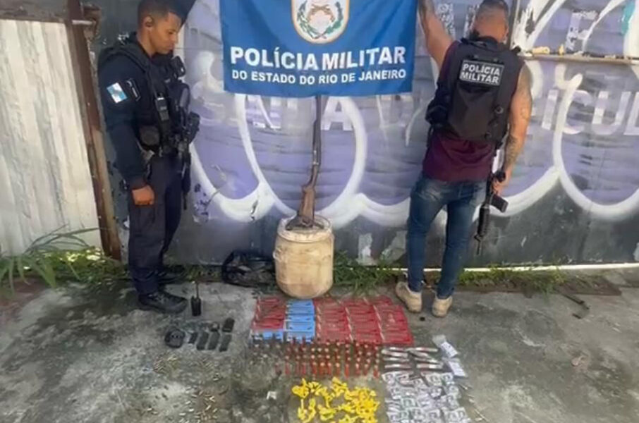 Operação da PM desarticula ponto de esconderijo do tráfico em Macaé