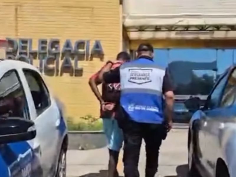 Chefe do tráfico em comunidade de Minas é preso em Rio das Ostras pela PM