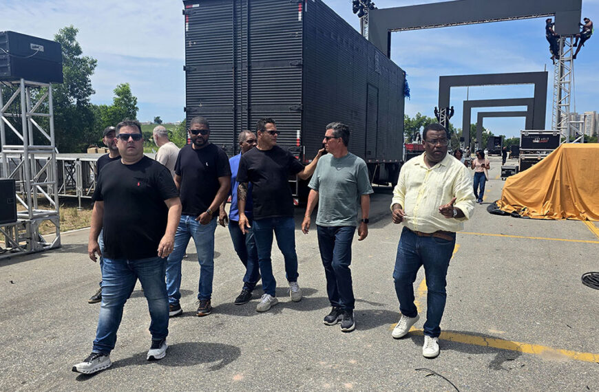 Após mais de década, desfiles de escolas e bois voltam a movimentar Macaé