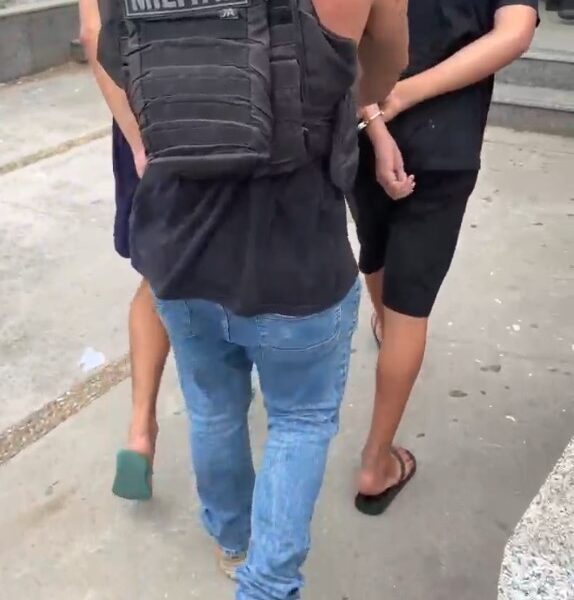 Ação do 32º BPM flagra comercialização de drogas e termina em prisão na Praia Campista