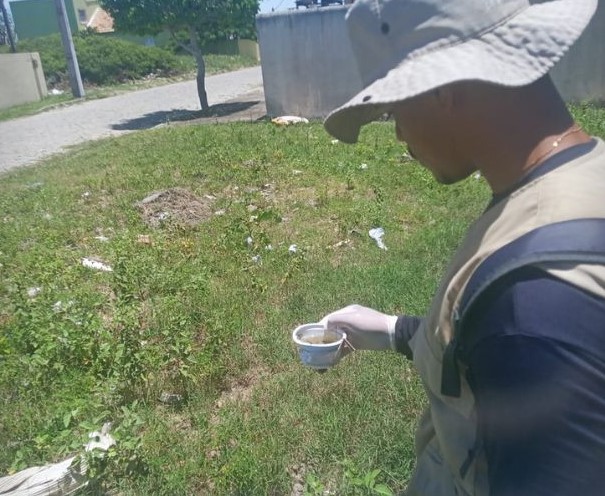 CCZ realiza visitas domiciliares e elimina focos do Aedes aegypti no litoral de Campos