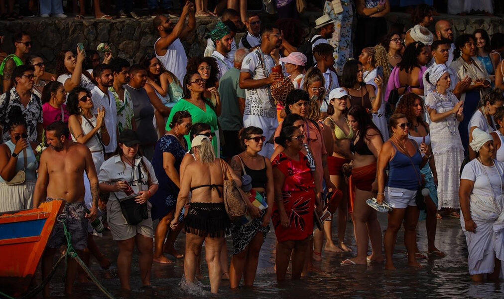 Cabo Frio leva celebração do Presente às Águas também ao distrito de Tamoios