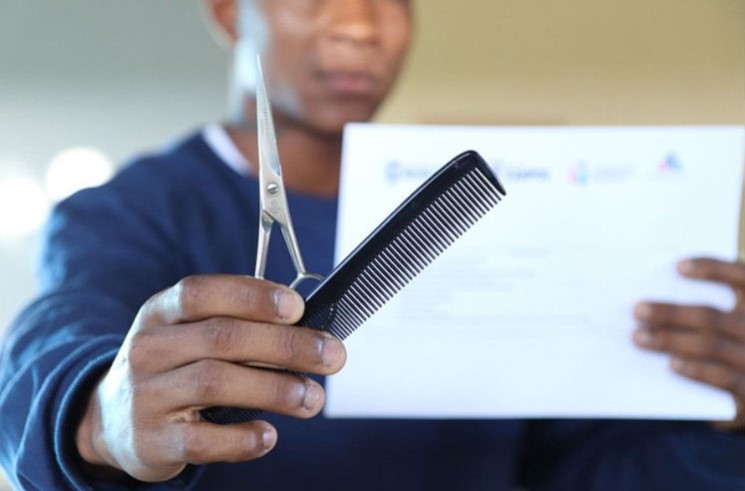 Cursos gratuitos promovem inclusão social e geração de renda em Campos