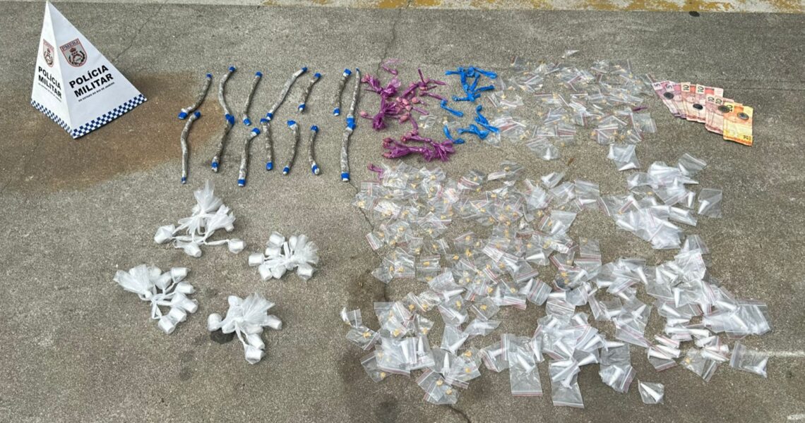 PM apreende maconha, crack e cocaína durante cerco tático em Macaé