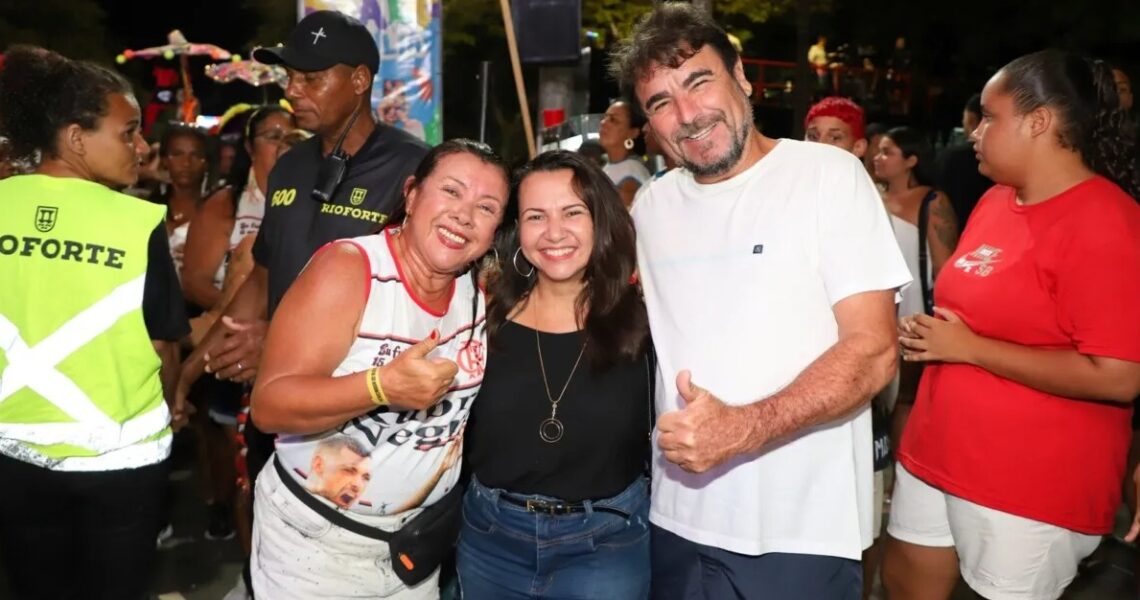 Desfiles e shows encerram Carnaval 2026 com grande público na Avenida Barão de Vila Franca