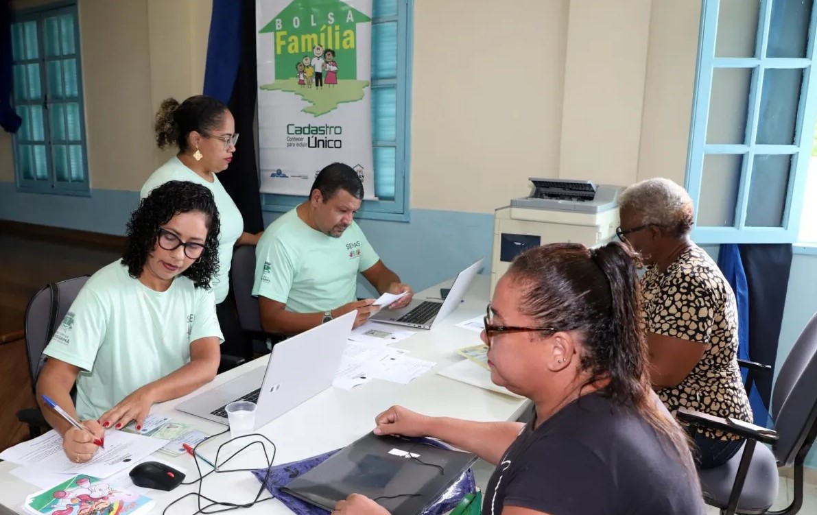 Mutirão leva atualização do CadÚnico e garante acesso à programas do Governo Federal em Quissamã