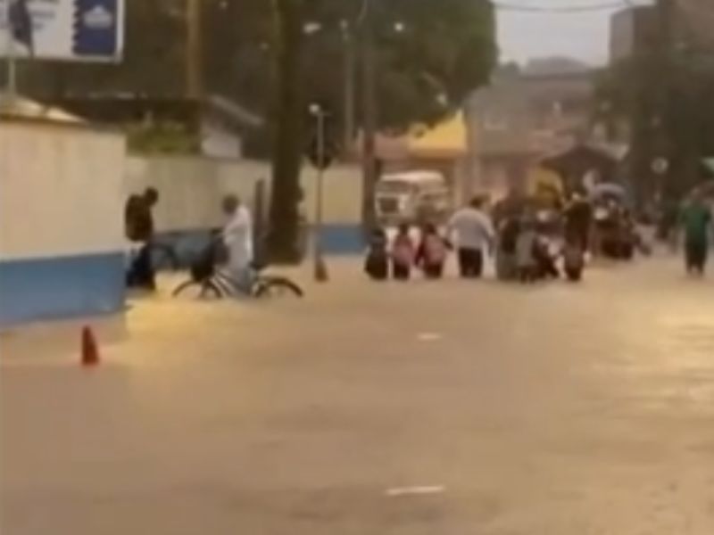 Escolas precisam ser evacuadas depois de temporal que caiu em Rio das Ostras