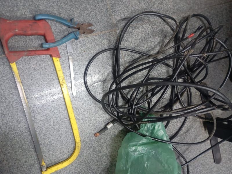 Homem é preso pelo crime de furto de cabos de energia no centro de Macaé
