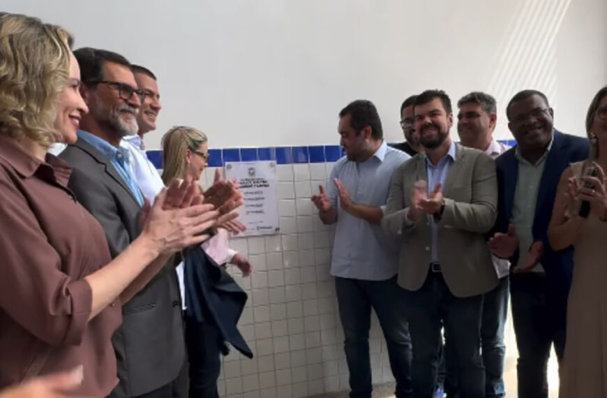 Prefeito de Macaé inaugura novo colégio estadual no Lagomar com presença do governador