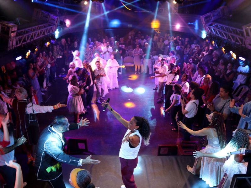 Emart, em Macaé, está com inscrições abertas para turmas do curso livre de teatro