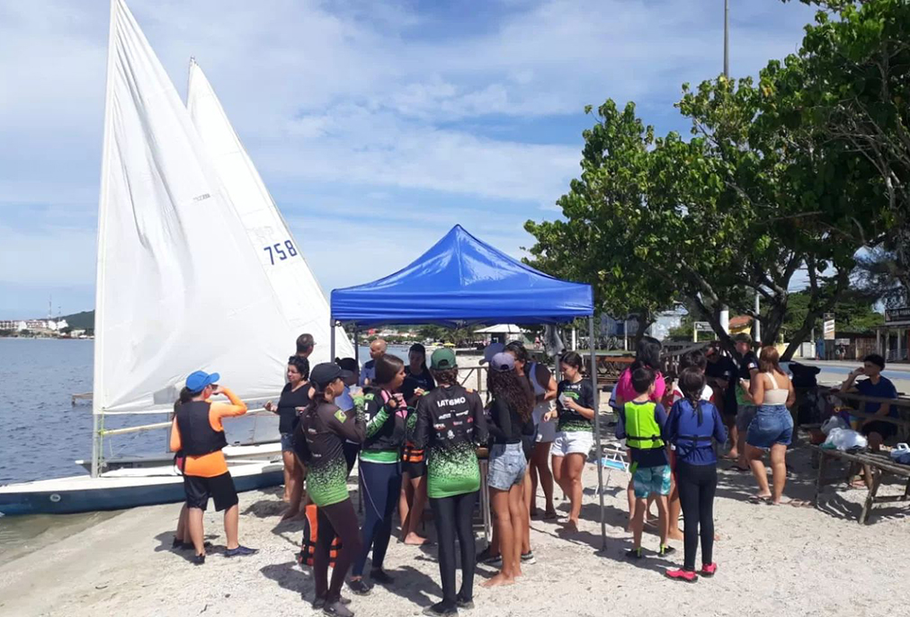 Projeto de iatismo promove atividades em Iguaba Grande no Dia Internacional da Mulher