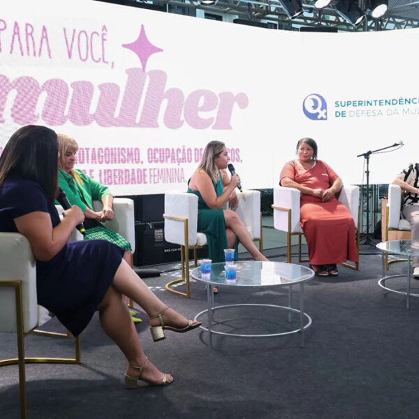 Araruama promove encontro voltado às mulheres com debates sobre protagonismo e desafios sociais