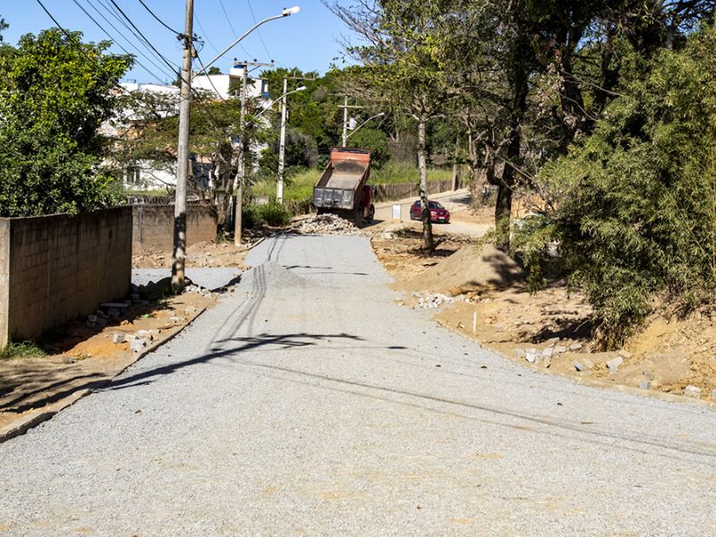 Prefeitura anuncia intervenções em rua com bloqueio parcial e sistema “pare e siga”