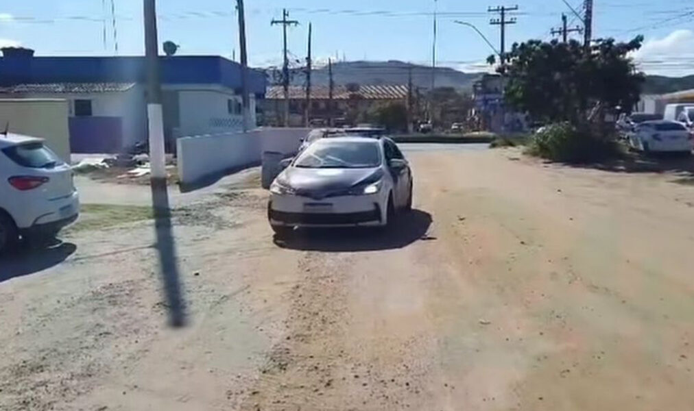 Polícia Civil flagra tráfico e apreende drogas em operação em São Pedro da Aldeia