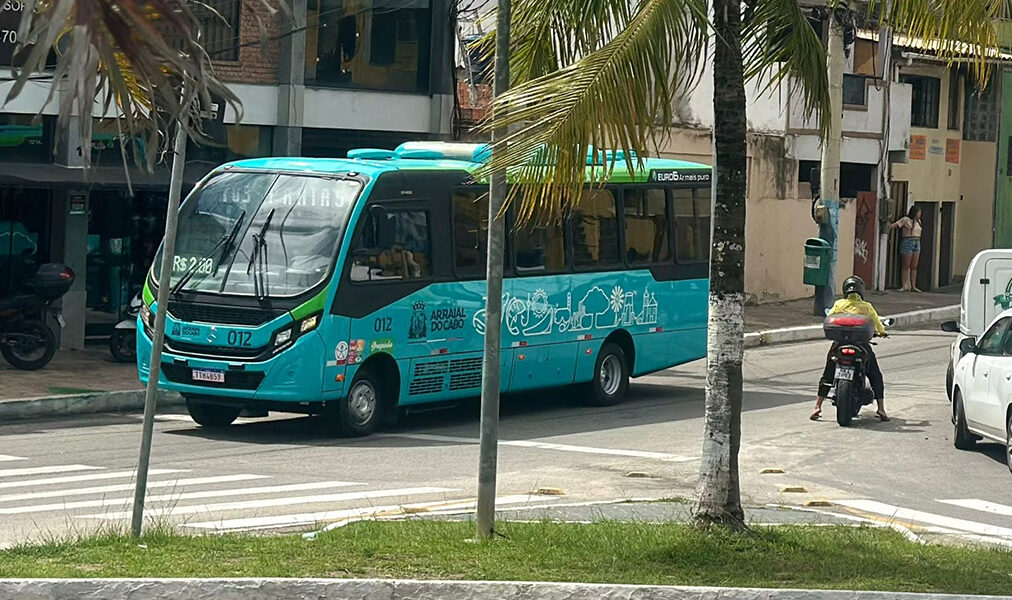 Arraial do Cabo muda trajeto de ônibus durante evento na Praia Grande