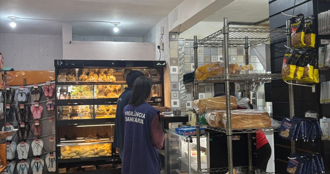 Vigilância Sanitária amplia monitoramento e orienta estabelecimentos em Cabo Frio