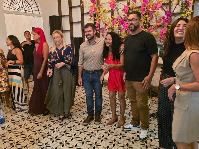 Evento em Macaé com serviços de relaxamento e música celebra o Dia do Artesão