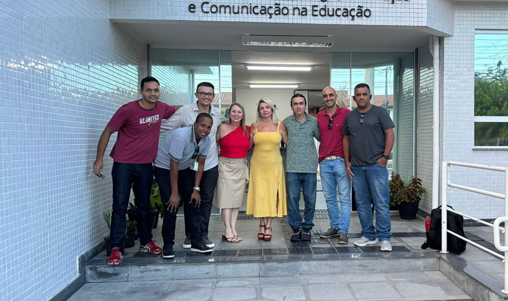 Educação de Cabo Frio investe em tecnologia e capacita servidores para ensino digital