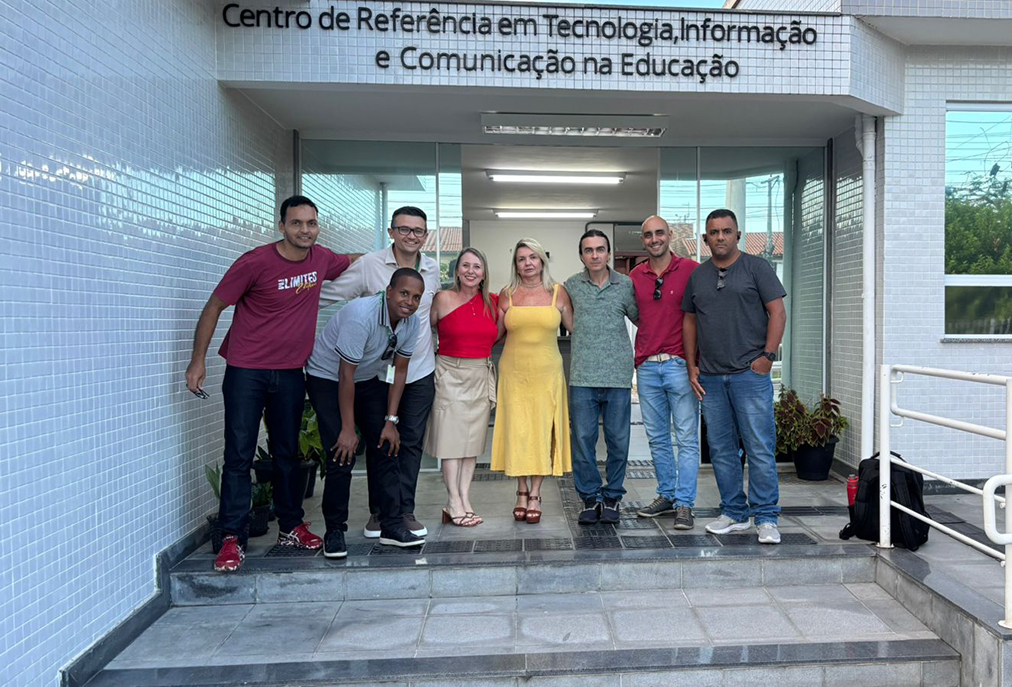 Educação de Cabo Frio investe em tecnologia e capacita servidores para ensino digital