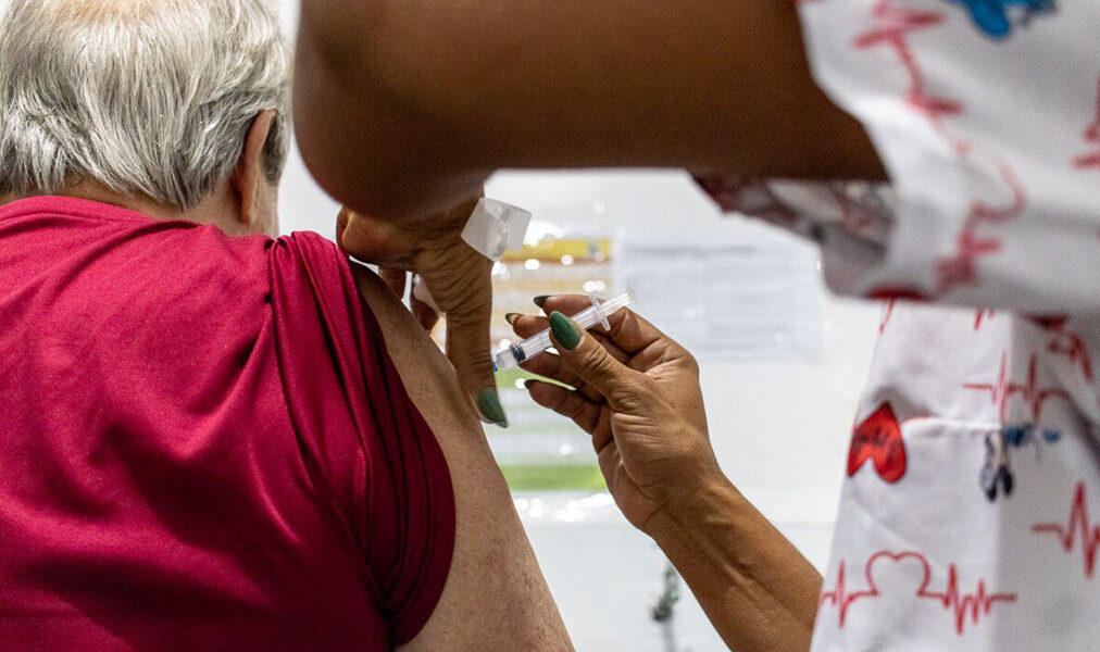 Cabo Frio registra alta adesão no Dia D e aplica quase 5 mil doses contra a gripe