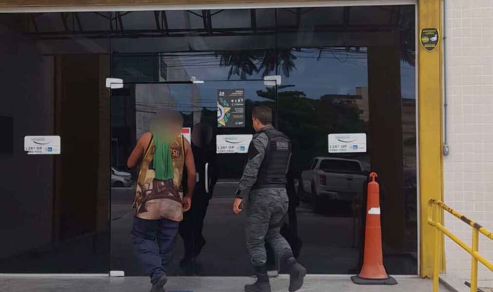 Guarda Municipal de Arraial do Cabo detém suspeito após ação rápida na Praia Grande