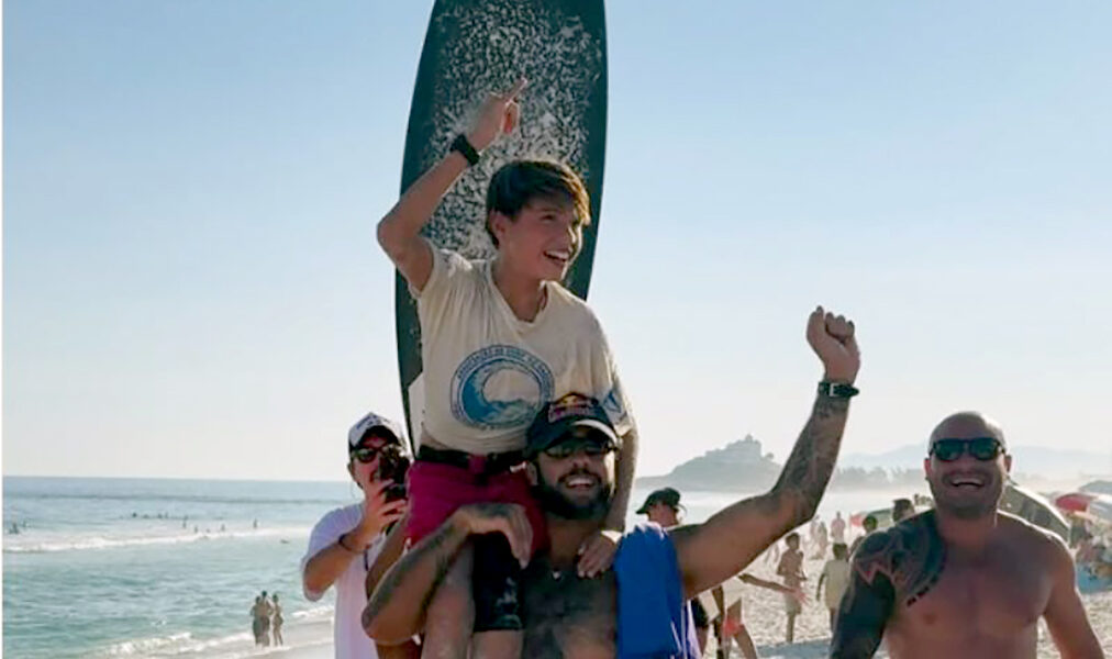 Filho de Pedro Scooby e Luana Piovani conquista título inédito em Saquarema