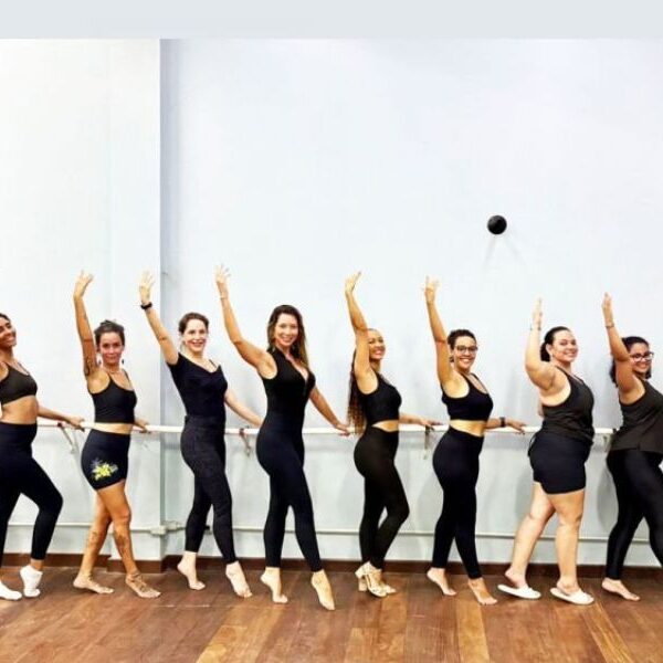 Mulheres de Rio das Ostras ganham opção de aula de samba na Onda; veja como se inscrever