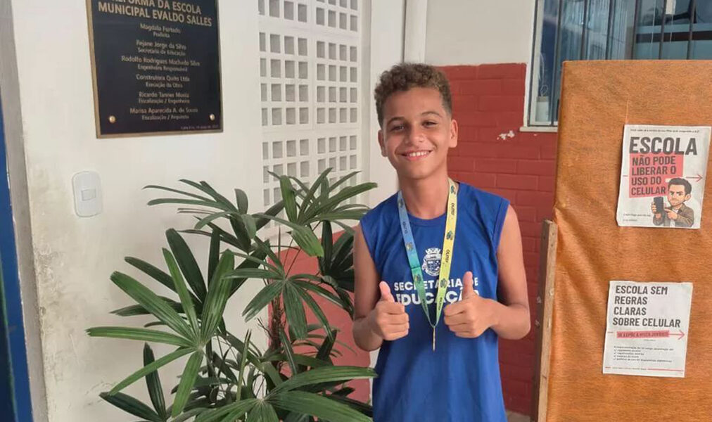 Aluno de escola de Cabo Frio conquista ouro em olimpíada nacional de educação financeira